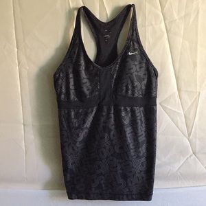 Nike Dri-fit Just Do It Workout tank M w/bra